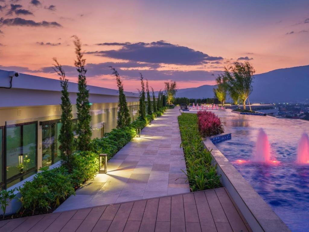 치앙마이 The Astra Sky River Chiangmai_Sky Pool_Old City 아파트 외부 사진